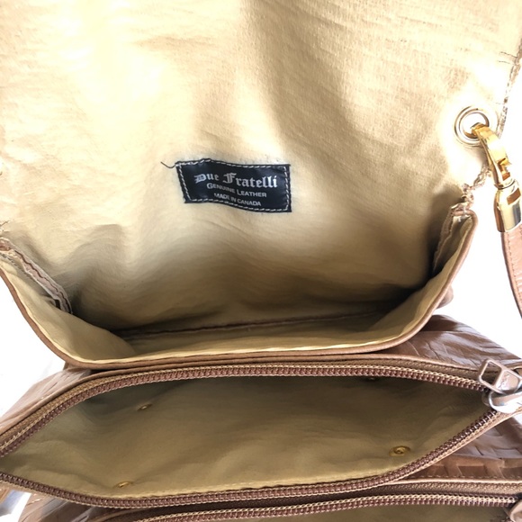 Due Fratelli ran cognac embossed leather crossbody bag purse - Picture 4 of 13